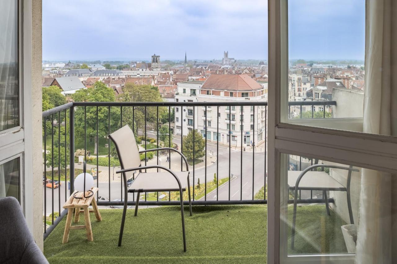 Evasion Urbaine - Vue Panoramique - Proche Gare Apartment Troyes Bagian luar foto